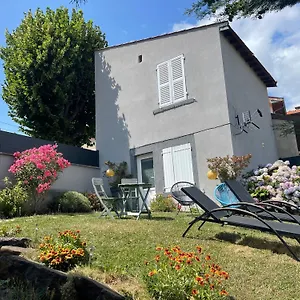 Hébergement de vacances Maison De à Deux Pas Des Volcans Et Du Centre De Clermont, Ceyrat